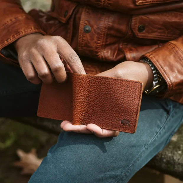 Ryder Reserve Bison Leather Billfold Wallet - Image 2